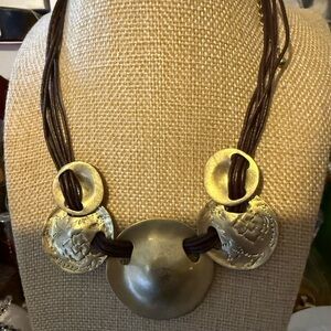 Elegant Gold and Brown Necklace